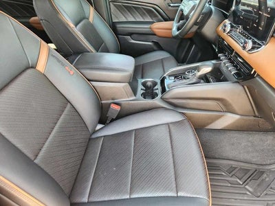2023 GMC Canyon AT4