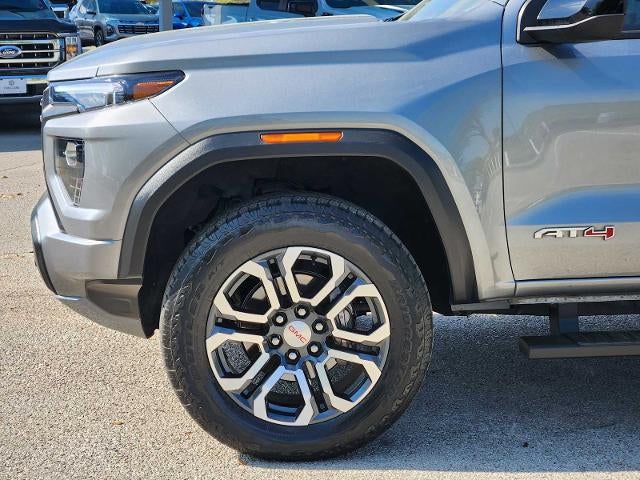 2023 GMC Canyon AT4