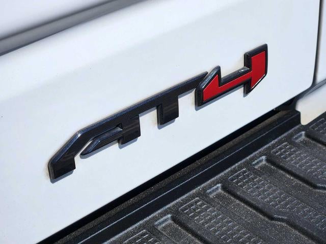2022 GMC Sierra 1500 Limited AT4