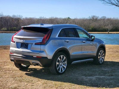 2023 Cadillac XT4 Premium Luxury