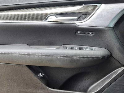 2025 Cadillac XT5 Sport