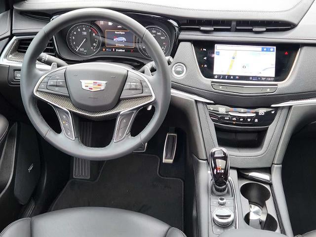 2025 Cadillac XT5 Sport