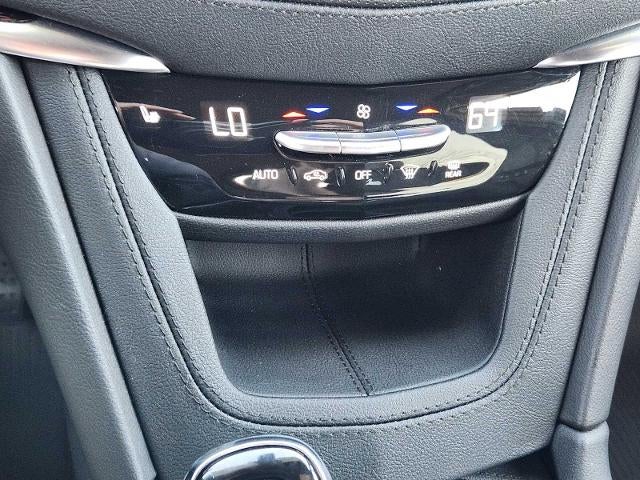 2024 Cadillac XT6 Luxury