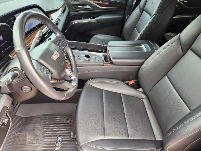 2024 Cadillac Escalade ESV Luxury