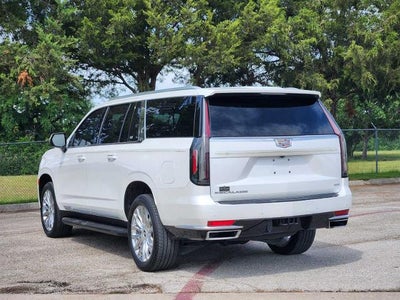 2024 Cadillac Escalade ESV Luxury