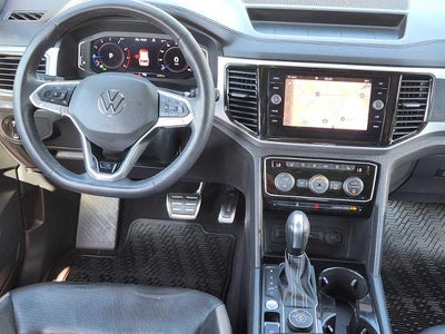 2023 Volkswagen Atlas Cross Sport 3.6L V6 SEL Premium R-Line