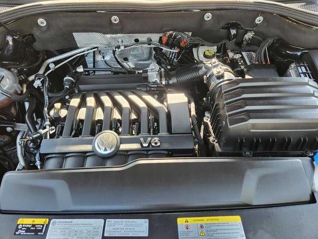 2023 Volkswagen Atlas Cross Sport 3.6L V6 SEL Premium R-Line