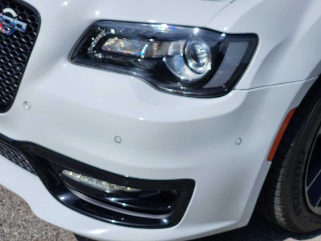 2023 Chrysler 300 300C
