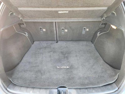 2020 Nissan Kicks SR