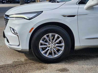 2024 Buick Enclave Essence