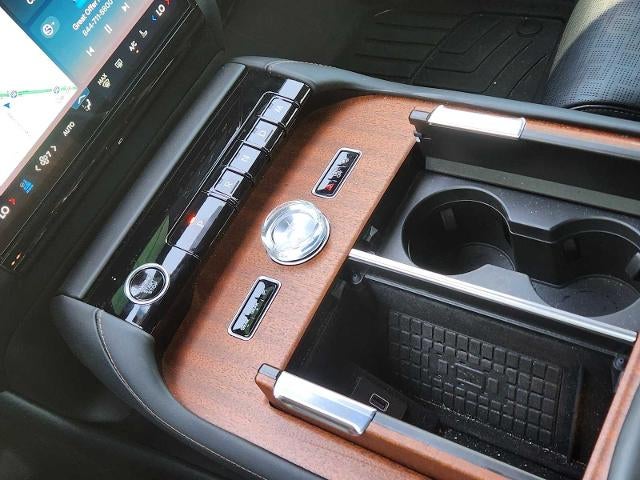 2025 Lincoln Navigator Black Label