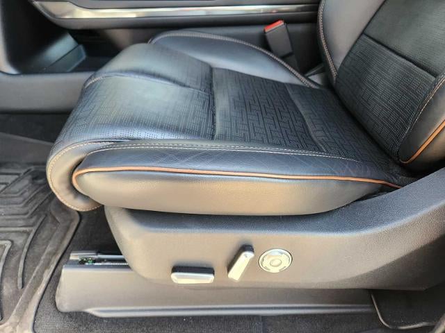 2025 Lincoln Navigator Black Label