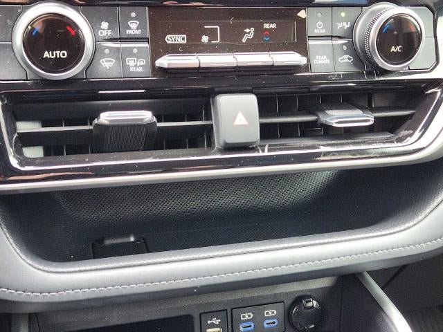 2022 Toyota Highlander L