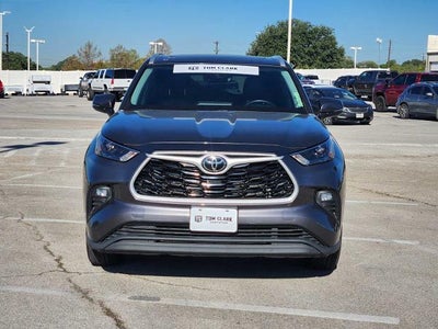 2022 Toyota Highlander XLE