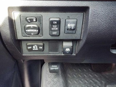 2015 Toyota Tundra 4WD Truck LTD