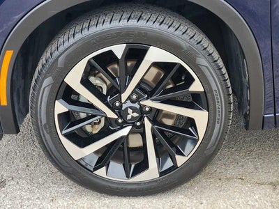 2024 Mitsubishi Outlander SEL