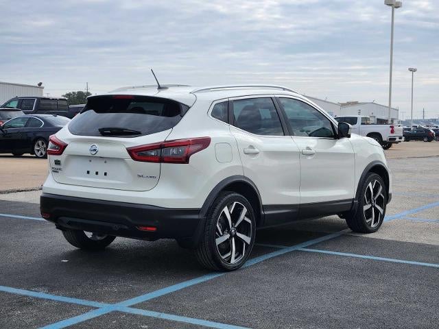 2022 Nissan Rogue Sport SL