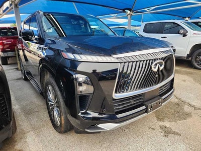 2025 INFINITI QX80 LUXE
