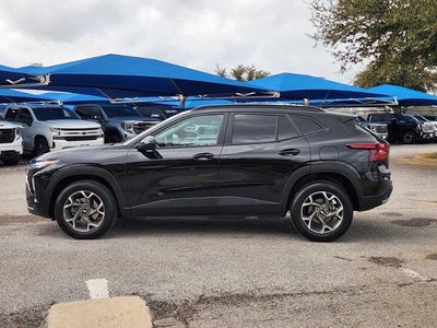 2025 Chevrolet Trax LT