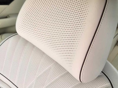 2025 Genesis G90 e-SC