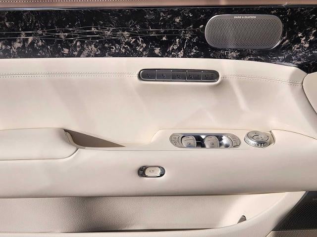 2025 Genesis G90 e-SC