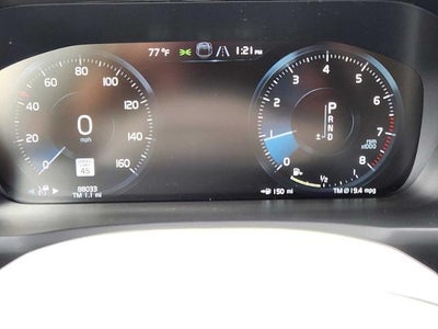 2022 Volvo XC90 Momentum