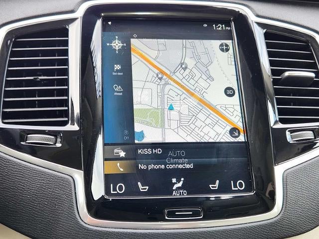 2022 Volvo XC90 Momentum